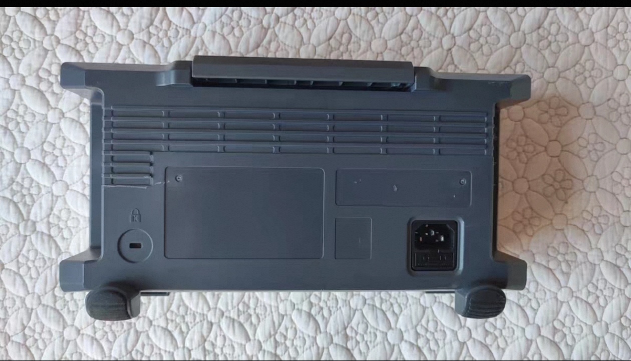 SIGLENT SDS1204X-E 200MHz 4Cha - đánh giá và giá Digital Storage Oscilloscope 4 Channel 100Mhz